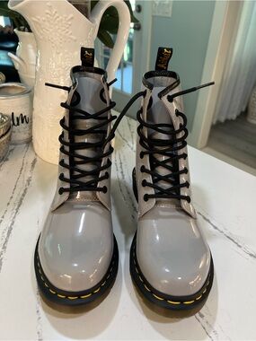Dr. Martens 1460 Zinc Grey Patent Lamper Boots Sz 10